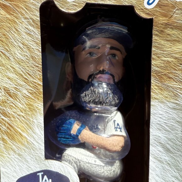 THE CAT MAN - Tony Gonsolin 2023 LA Dodgers Bobblehead SGA - Picture 5 of 5